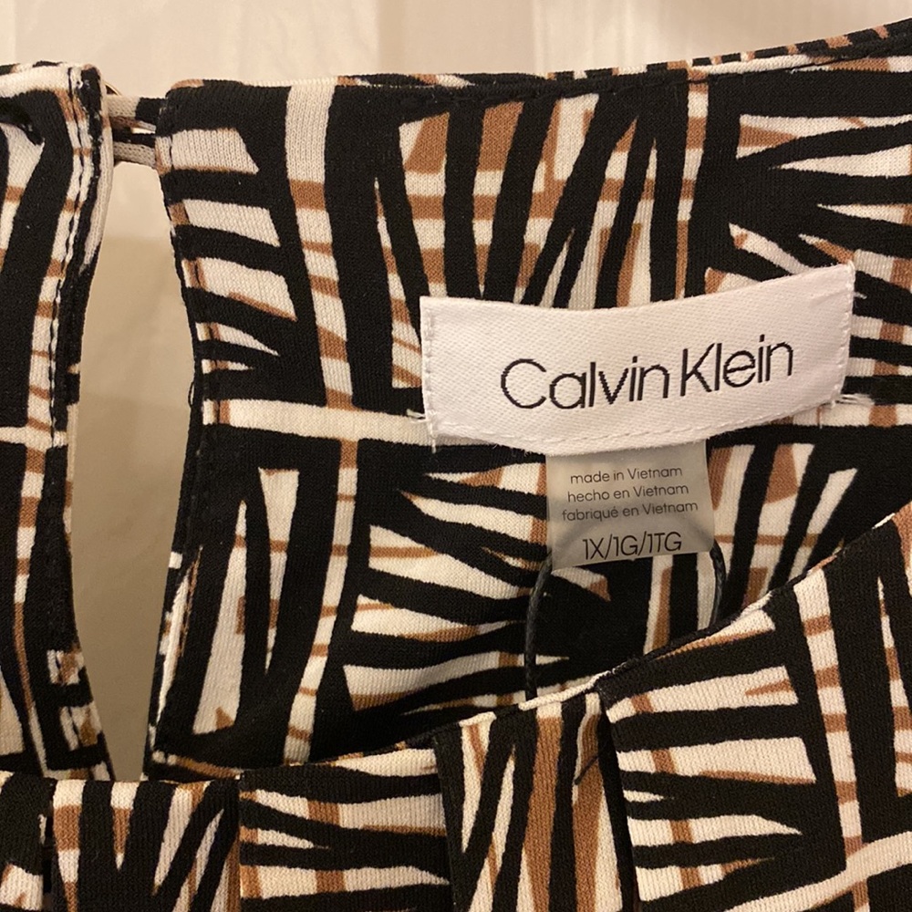 Calvin Klein Shell top - Picture 2 of 6